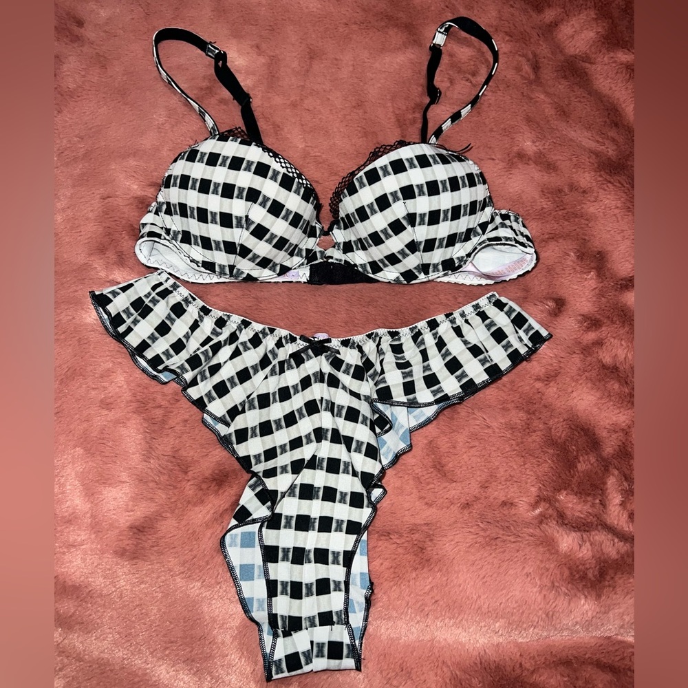 Savage x Fenty set